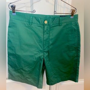 Vineyard Vines, Club Shorts, 9 inch, 32 Waist, Green